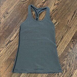 Lululemon Black and White Tank